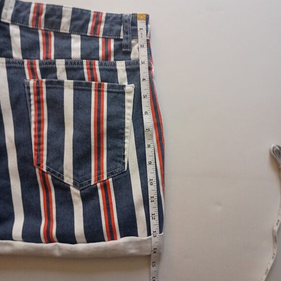 BDG Urban Outfitters Striped Mom Buttonup Denim Shorts Red White Blue Womens W32 - Picture 13 of 16